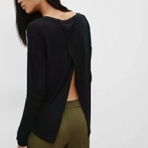 Wilfred La Rivière Split Back Long Sleeved Shirt | Small